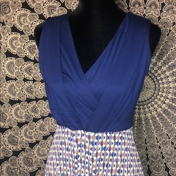 🆕 Navy Multi Colored Circle Maxi Dress - Picture 3 of 8